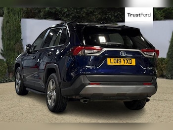 Used Toyota RAV4 2019 for sale - 77354448: Photo