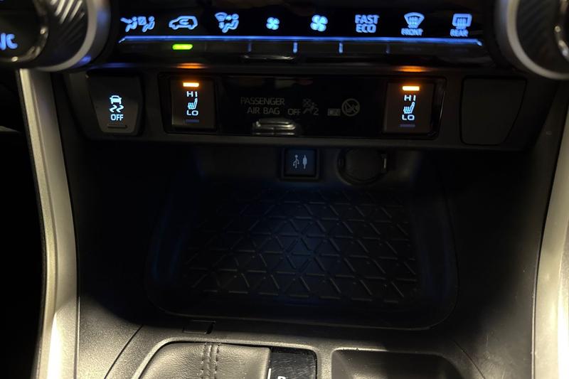 Used Toyota RAV4 2019 for sale - 77354448: Photo 58