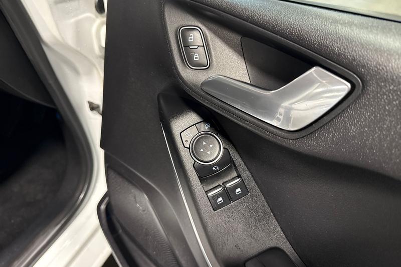 Used Ford Fiesta 2019 for sale - 77407104: Photo 16
