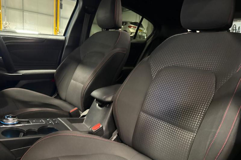 Used Ford Focus 2020 for sale - 76710256: Photo 19