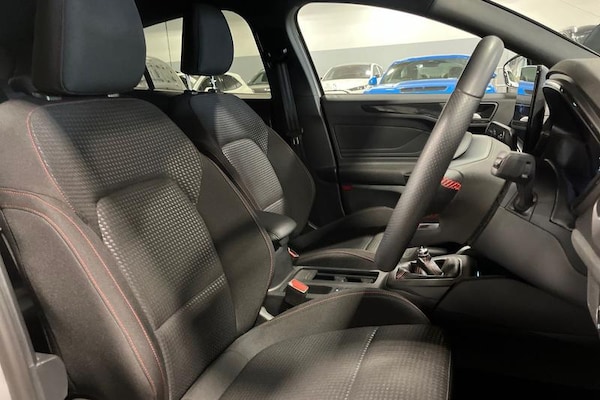 Used Ford Focus 2024 for sale - 75627505: Photo 17