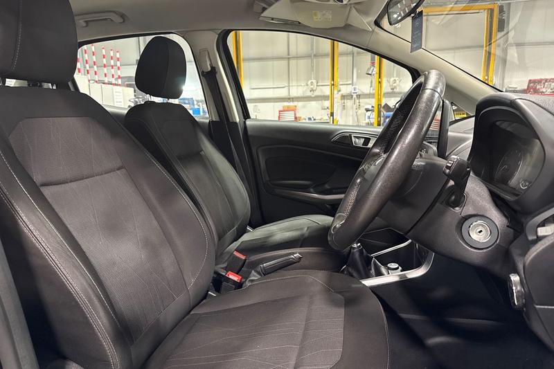 Used Ford Ecosport 2019 for sale - 76452917: Photo 17