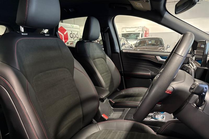 Used Ford Kuga 2023 for sale - 76394111: Photo 17