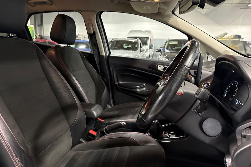 Used Ford Ecosport 2018 for sale - 76722786: Photo 17