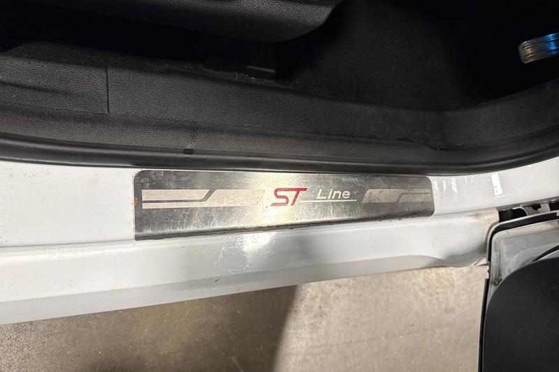 Used Ford Ecosport 2018 for sale - 76722786: Photo 27