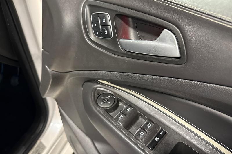 Used Ford Kuga 2019 for sale - 76480388: Photo 16