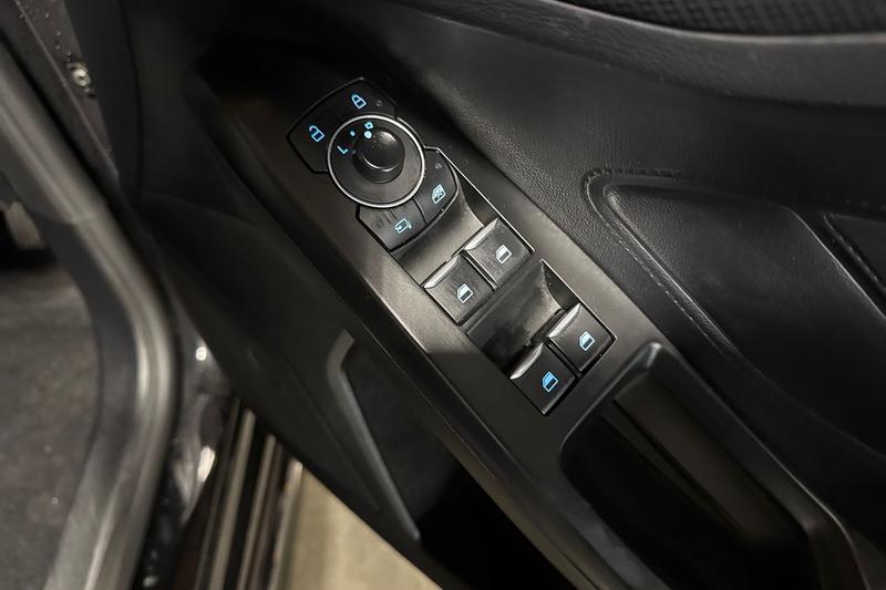 Used Ford Focus 2022 for sale - 77117504: Photo 16