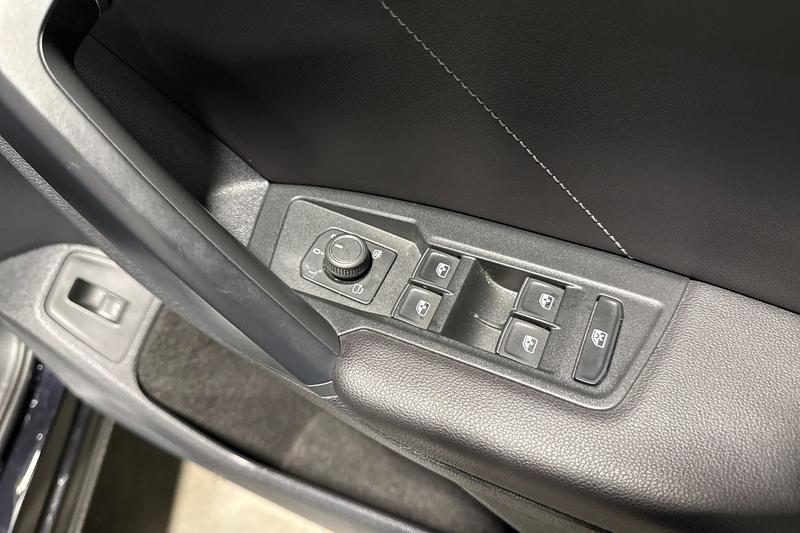 Used Volkswagen Tiguan 2023 for sale - 77834444: Photo 16