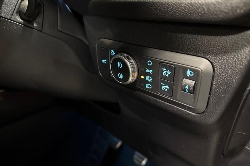 Used Ford Kuga 2023 for sale - 76452920: Photo 25