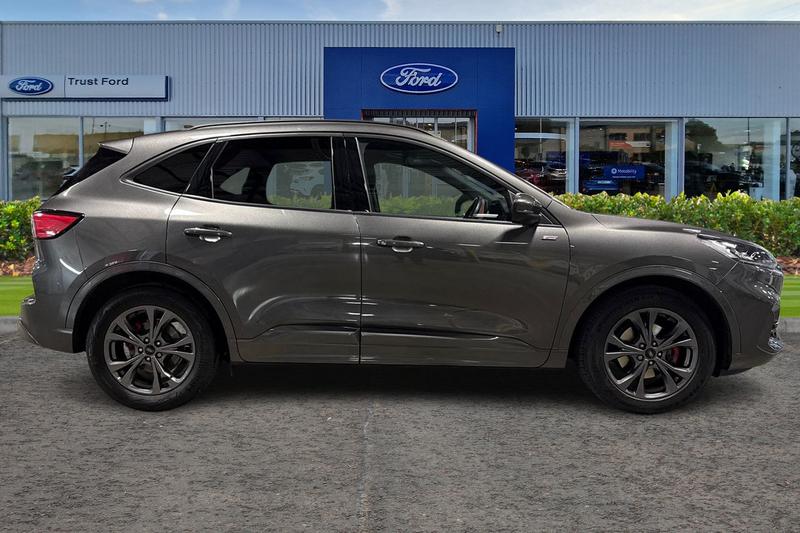 Used Ford Kuga 2023 for sale - 76452920: Photo 3