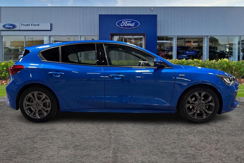 Used Ford Focus 2024 for sale - 76862522: Photo 3