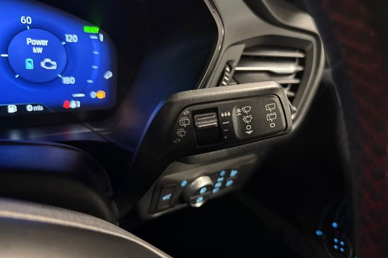 Used Ford Kuga 2022 for sale - 77063997: Photo 15