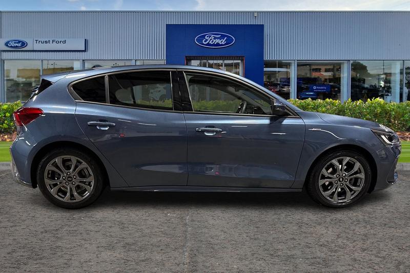 Used Ford Focus 2024 for sale - 76684870: Photo 3