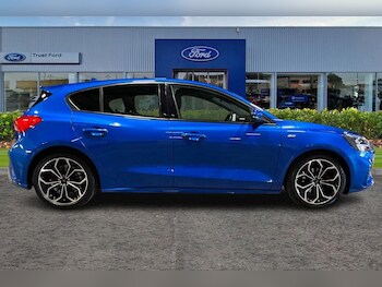 Used Ford Focus 2021 for sale - 78240112: Photo