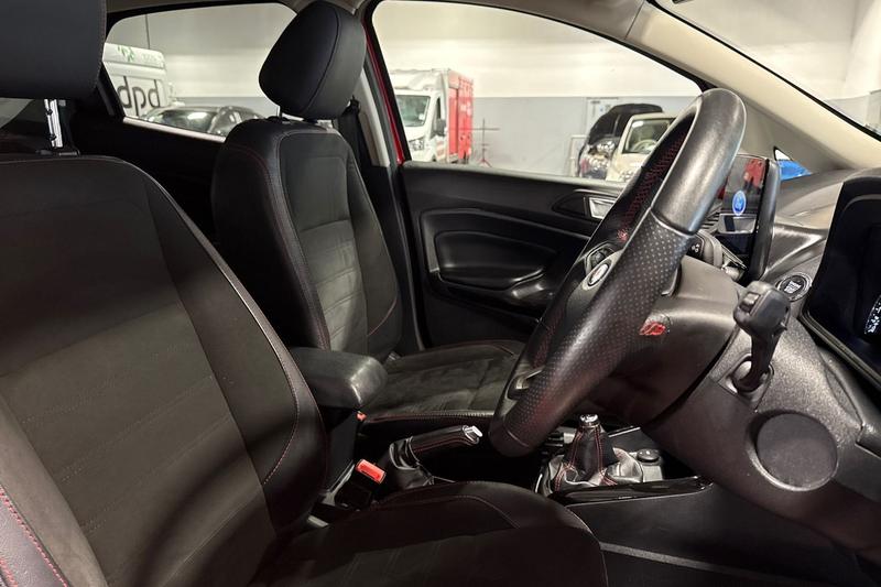 Used Ford Ecosport 2019 for sale - 76394110: Photo 17