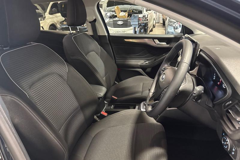 Used Ford Focus 2023 for sale - 78166300: Photo 17