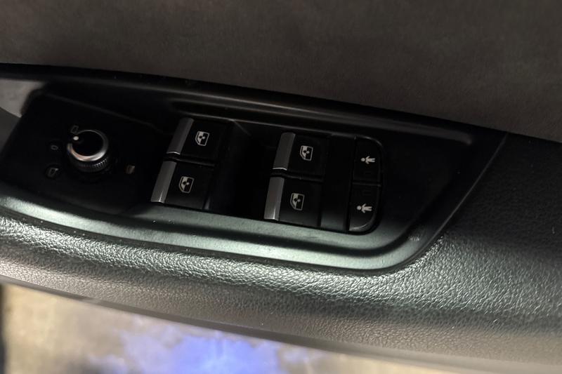 Used Audi A4 2018 for sale - 76977358: Photo 16