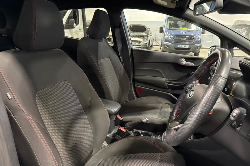 Used Ford Fiesta 2020 for sale - 76192597: Photo 17