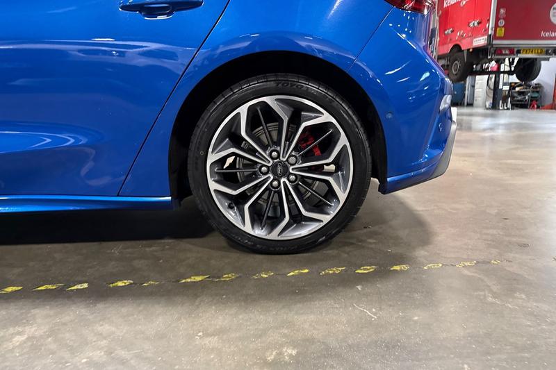 Used Ford Focus 2022 for sale - 76452924: Photo 8