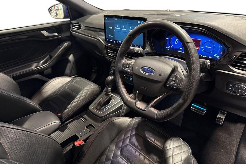 Used Ford Focus 2022 for sale - 76452924: Photo 9