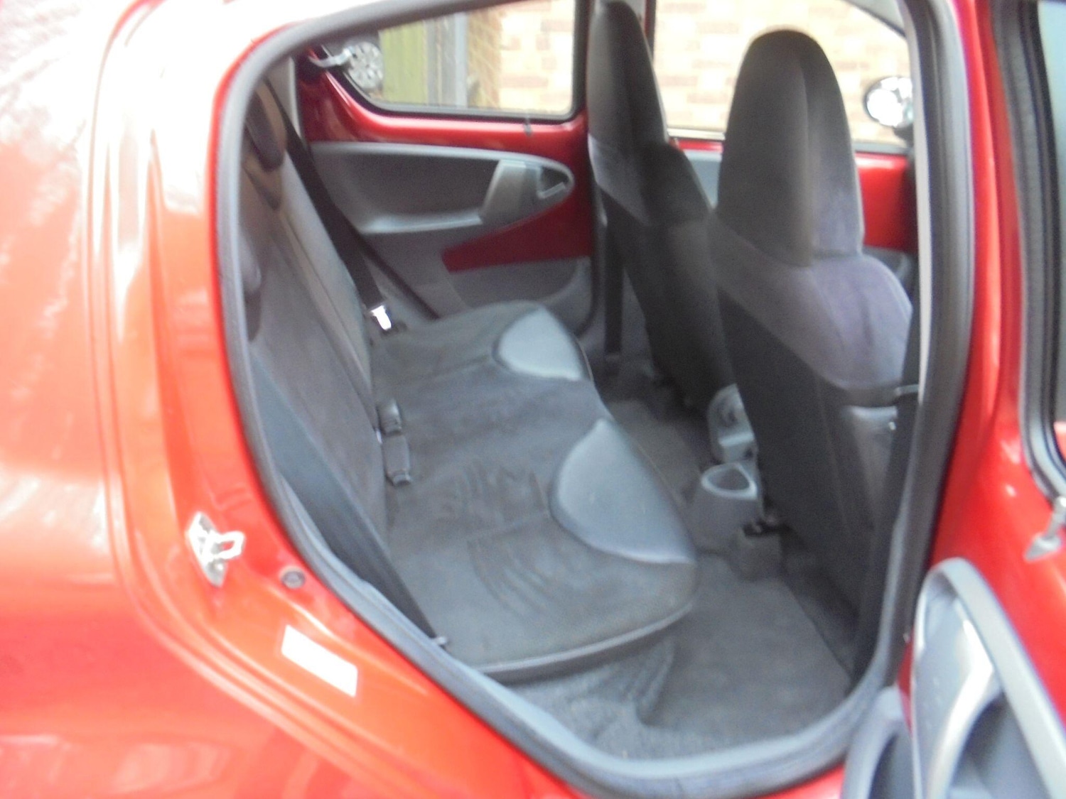 Used Toyota AYGO 2011 for sale - 76965320: Photo 16