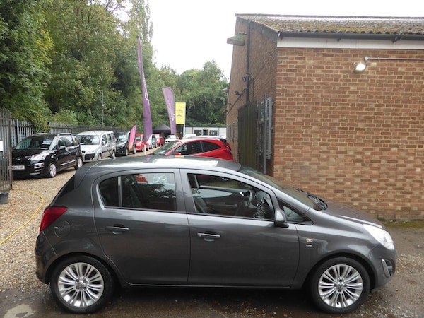 Used Vauxhall Corsa 2012 for sale - 75989780: Photo 4