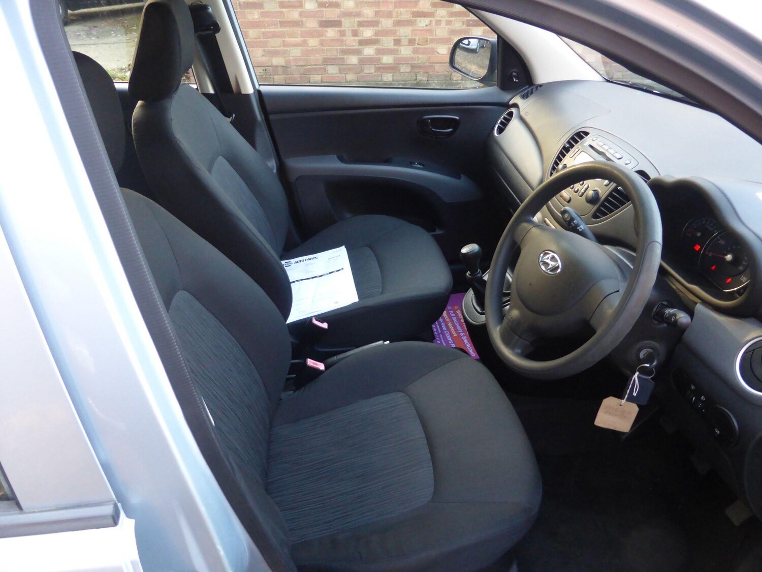 Used Hyundai i10 2012 for sale - 76801861: Photo 11