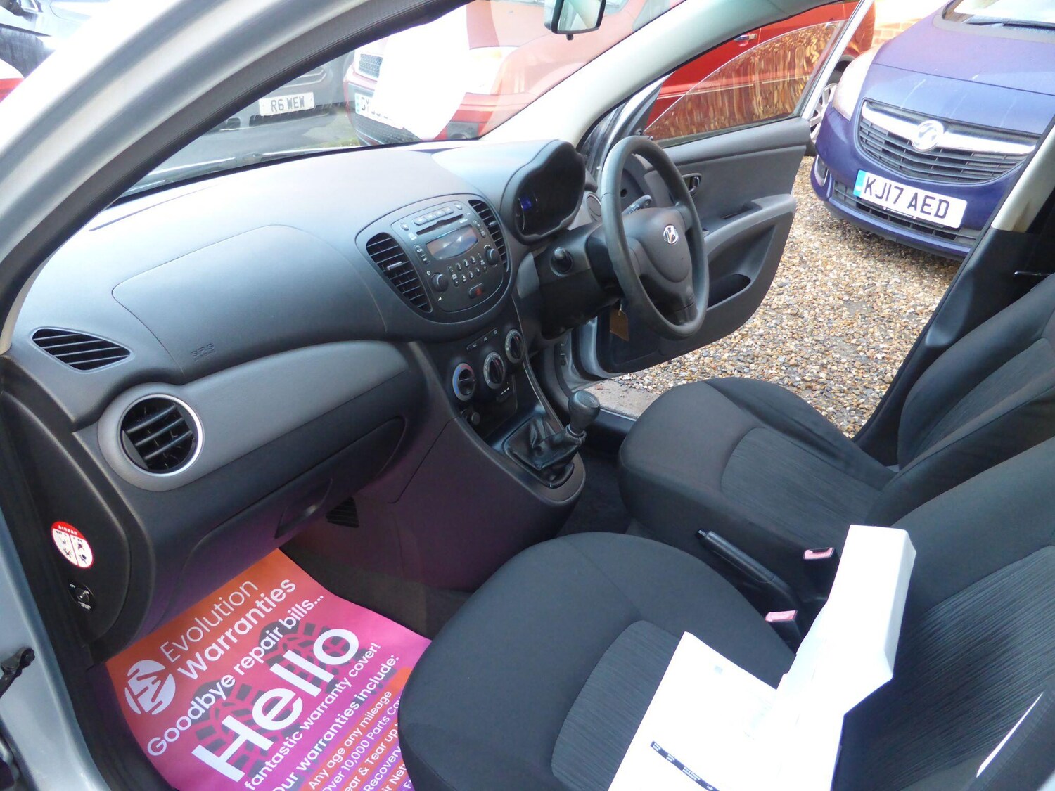 Used Hyundai i10 2012 for sale - 76801861: Photo 18