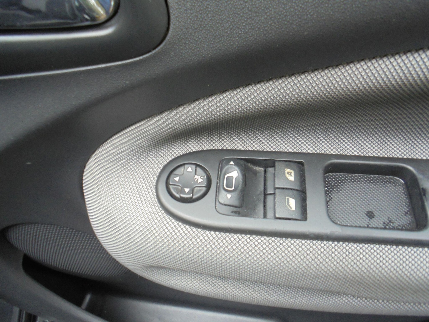 Used Citroen C3 Picasso 2011 for sale - 76336421: Photo 15