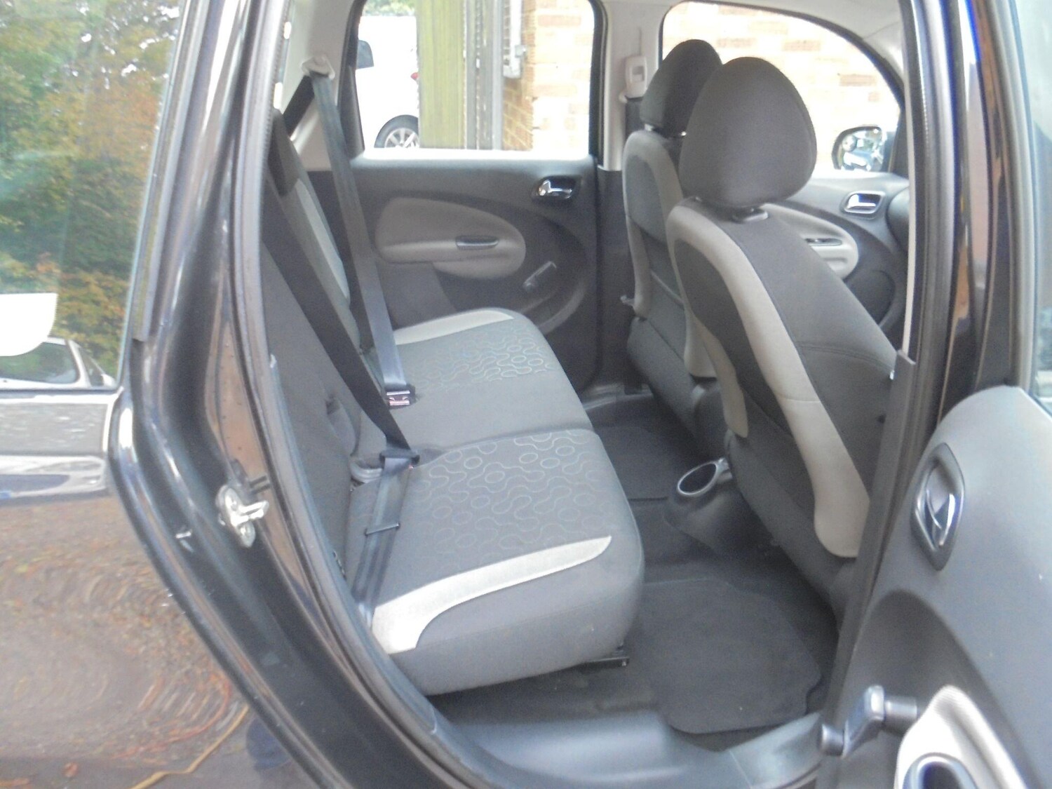 Used Citroen C3 Picasso 2011 for sale - 76336421: Photo 19