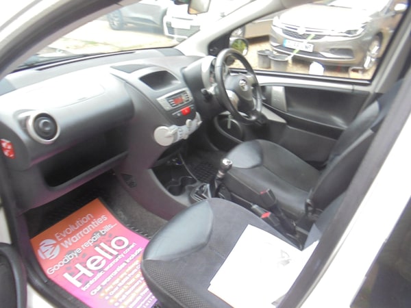Used Toyota AYGO 2012 for sale - 76215009: Photo 10
