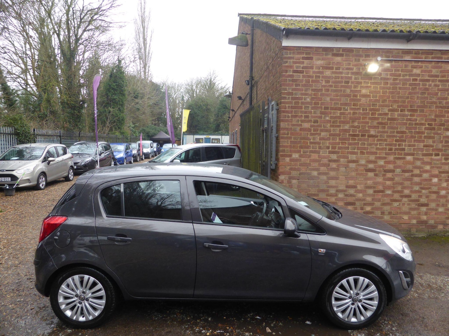 Used Vauxhall Corsa 2013 for sale - 77611814: Photo 4