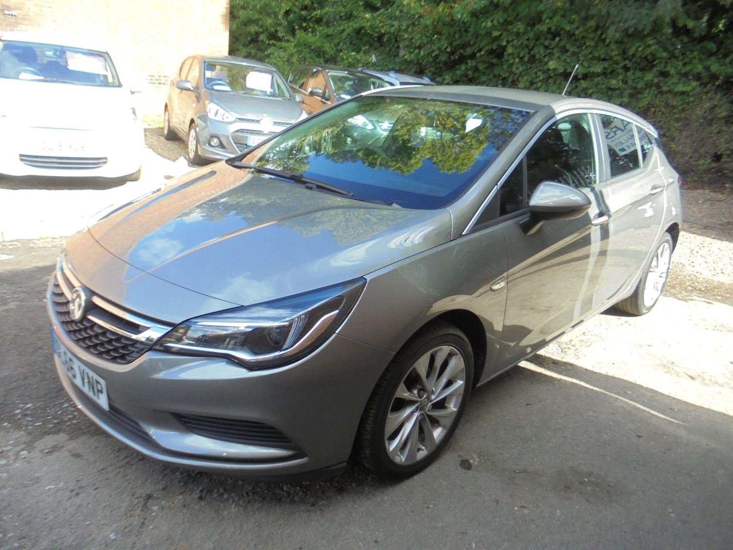 Used Vauxhall Astra 2016 for sale - 76042953: Photo 6