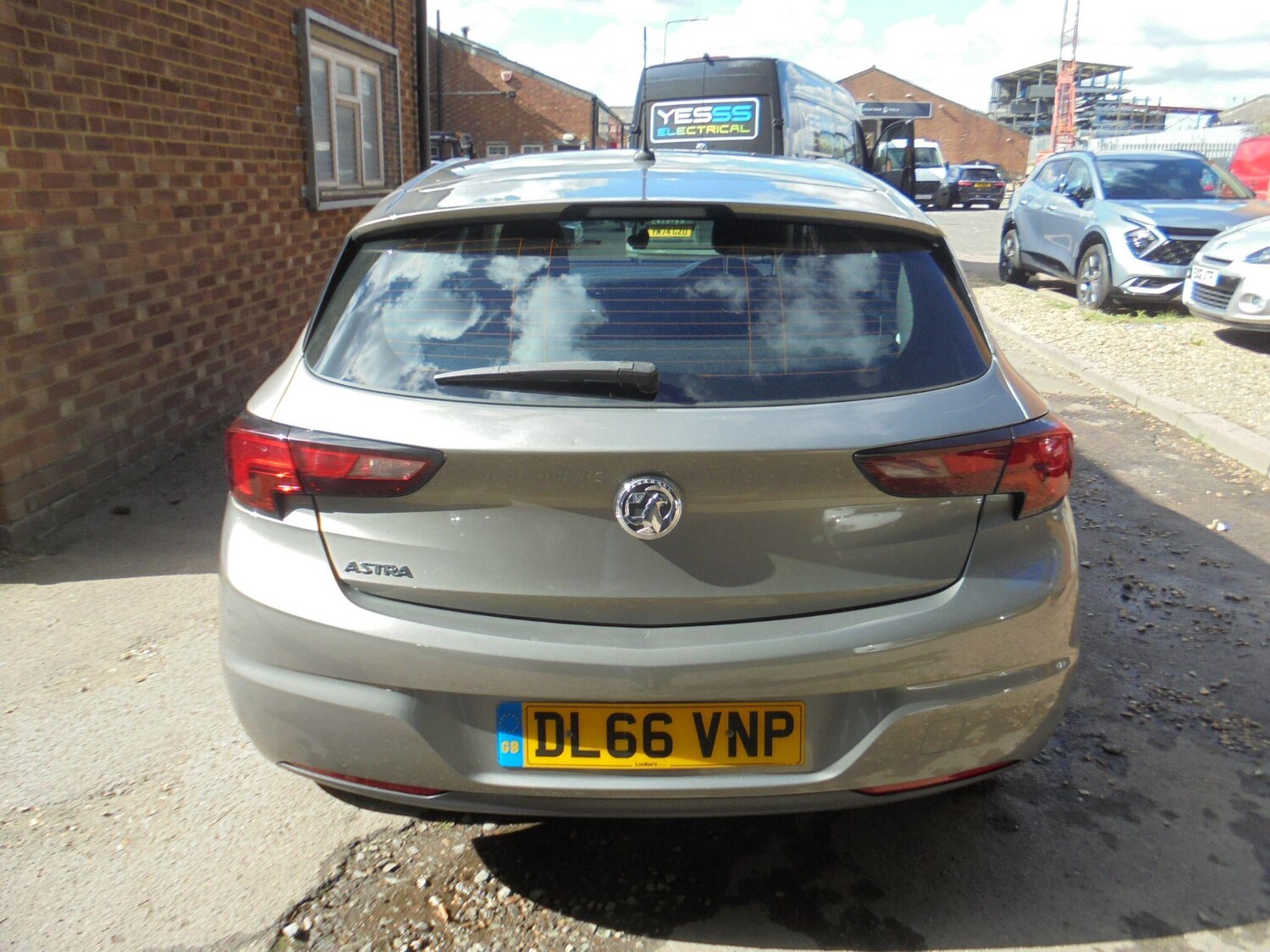 Used Vauxhall Astra 2016 for sale - 76042953: Photo 8