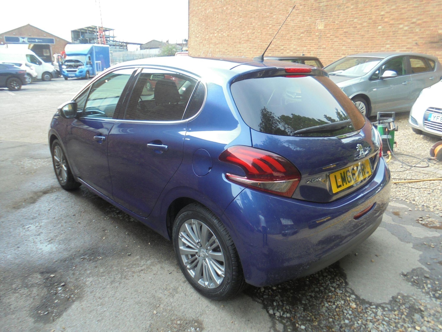 Vehicle 6