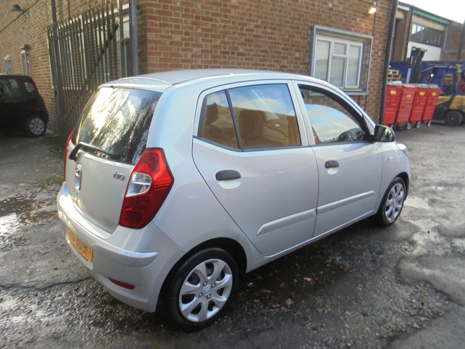 Used Hyundai i10 2012 for sale - 76886208: Photo 10