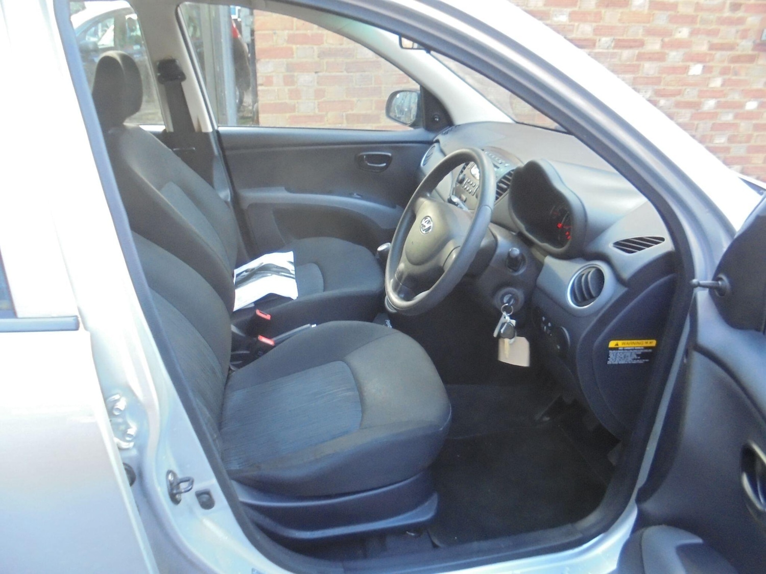 Used Hyundai i10 2012 for sale - 76886208: Photo 11