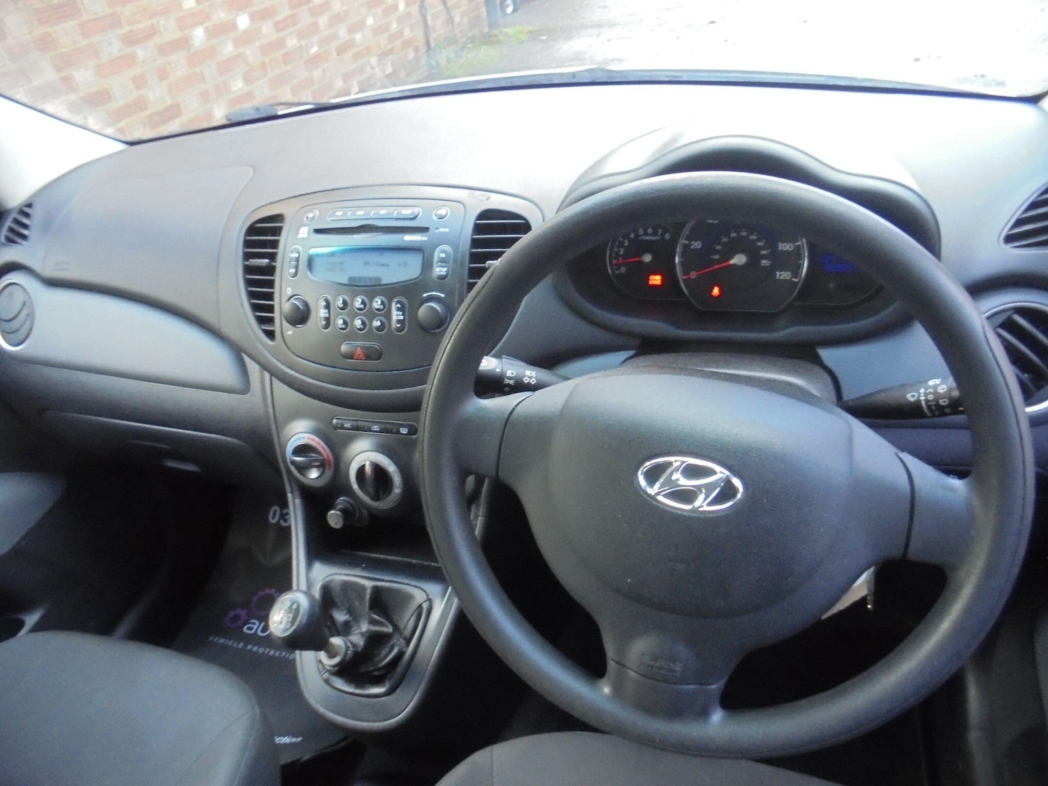 Used Hyundai i10 2012 for sale - 76886208: Photo 15