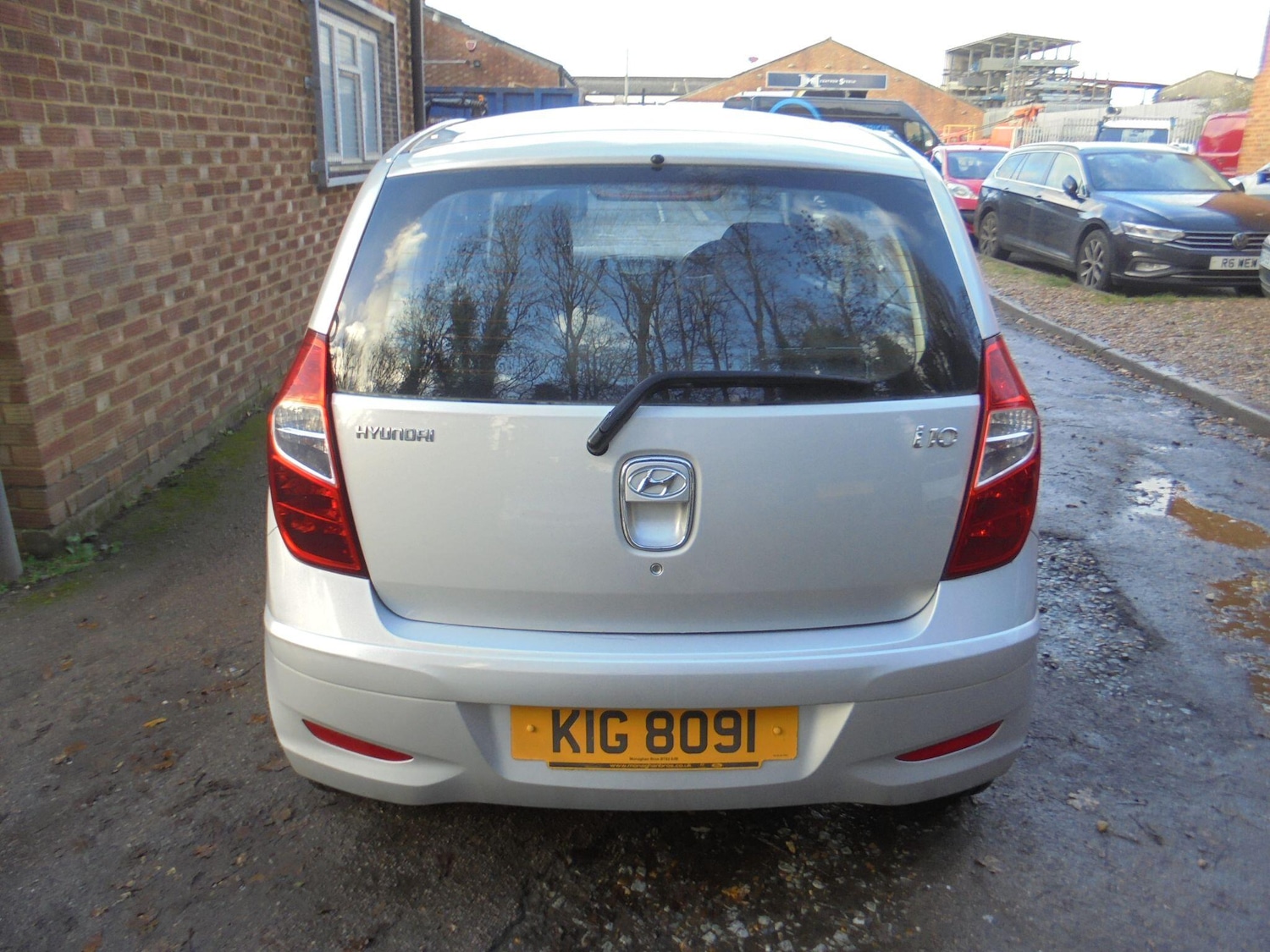 Used Hyundai i10 2012 for sale - 76886208: Photo 9