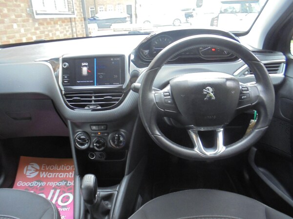 Used Peugeot 208 2018 for sale - 74861925: Photo 13