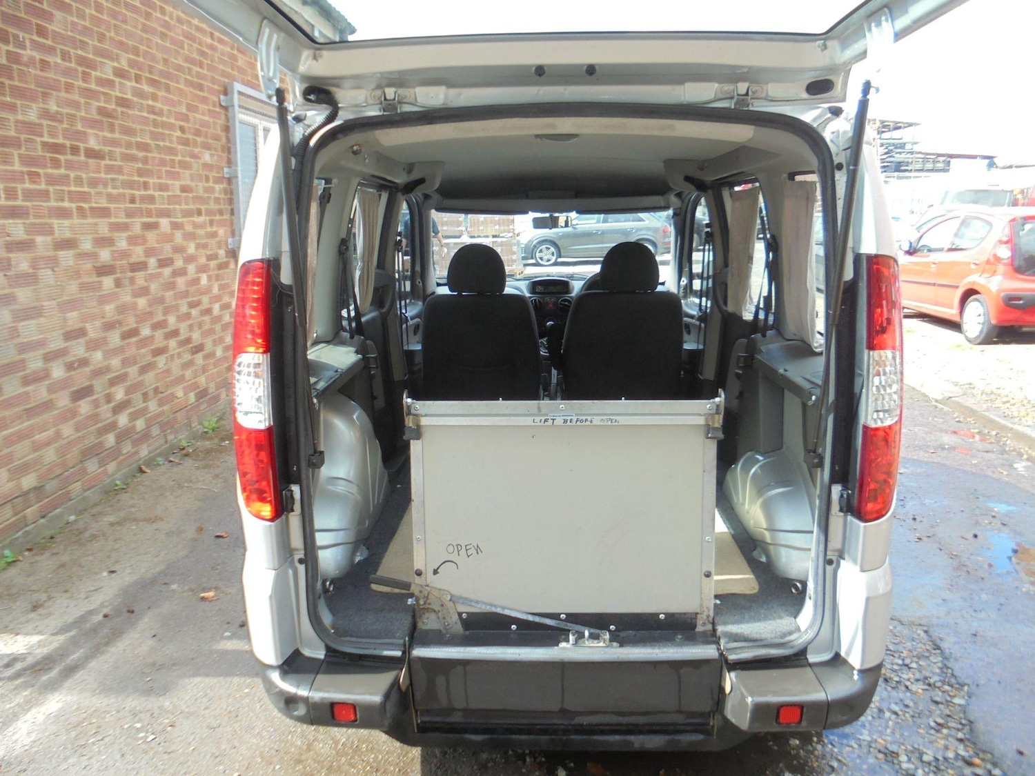 Vehicle 14