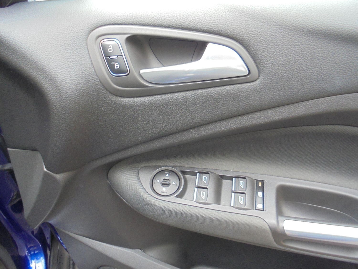 Used Ford C-Max 2015 for sale - 76380732: Photo 13