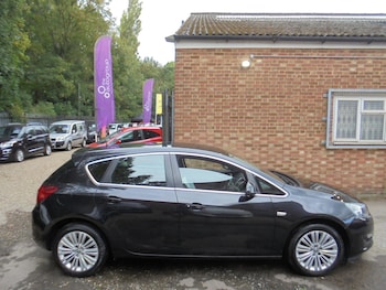 Used Vauxhall Astra 2015 for sale - 76041768: Photo 4
