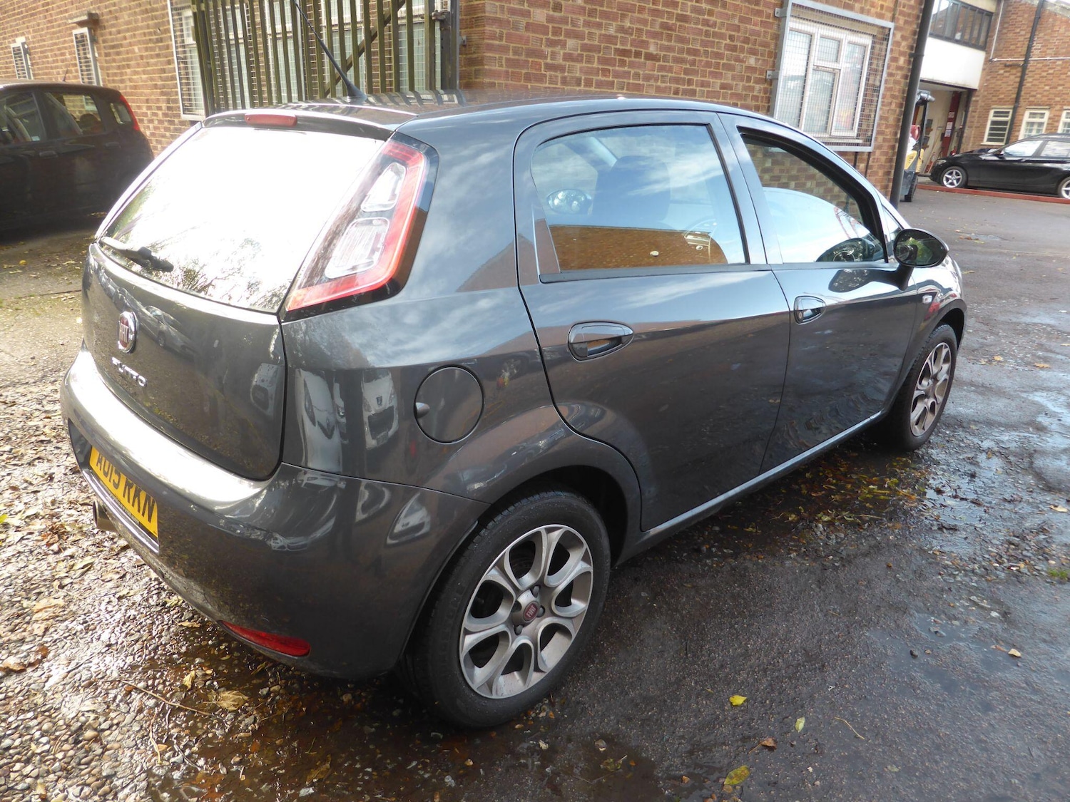 Used Fiat Punto 2015 for sale - 76995684: Photo 10