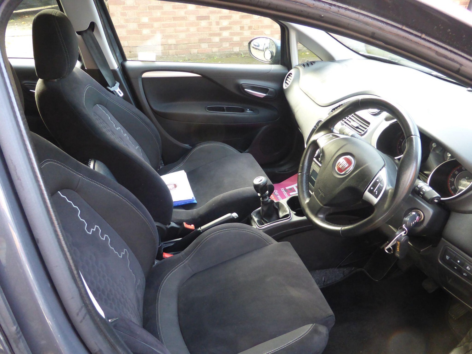 Used Fiat Punto 2015 for sale - 76995684: Photo 11