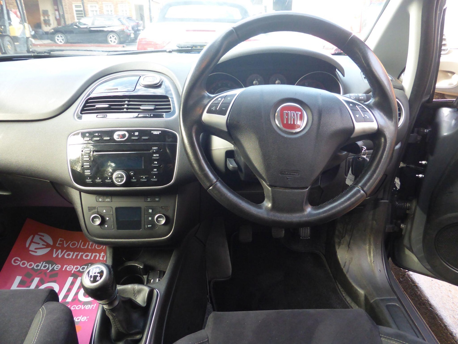 Used Fiat Punto 2015 for sale - 76995684: Photo 12