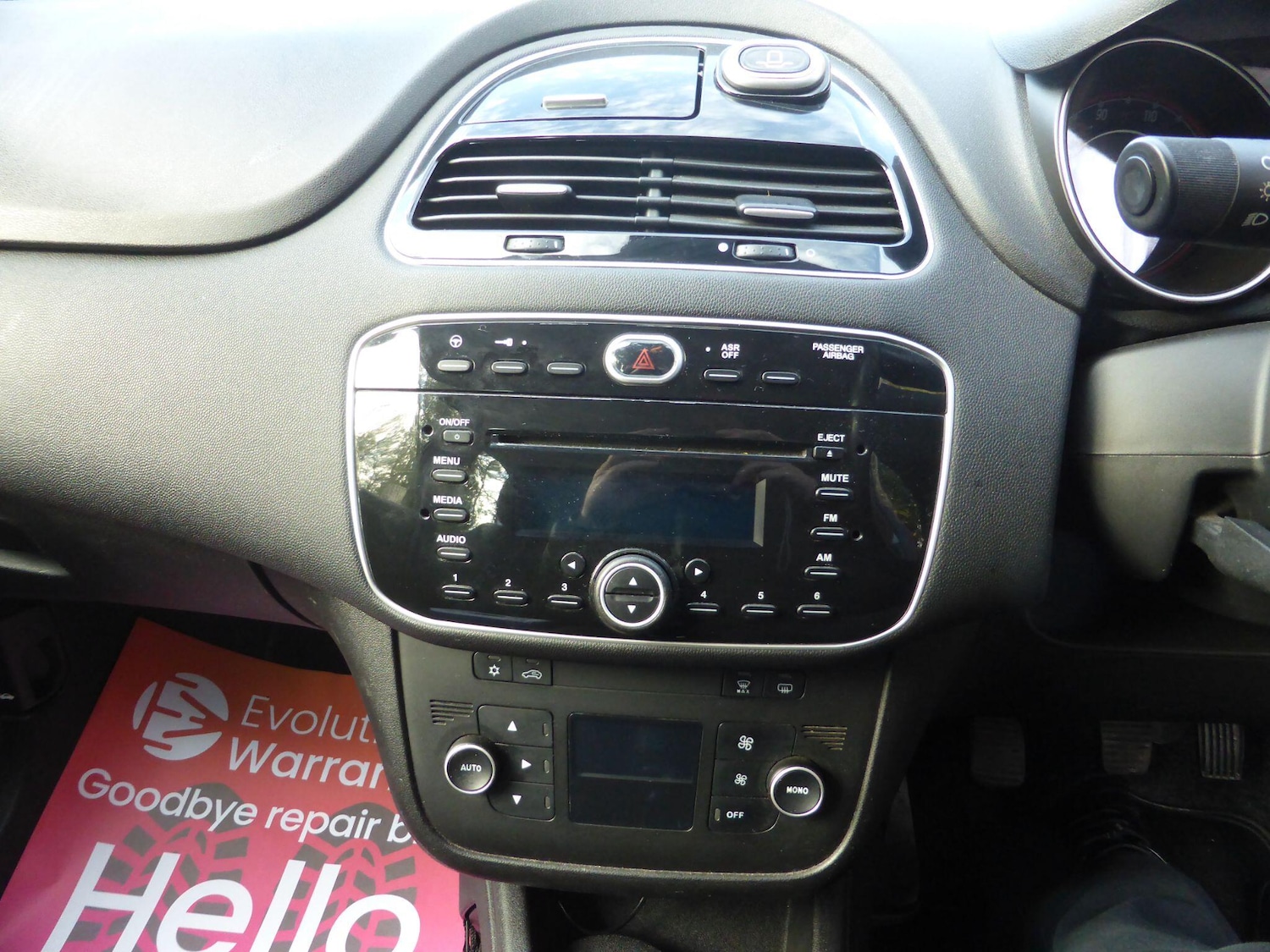 Used Fiat Punto 2015 for sale - 76995684: Photo 13