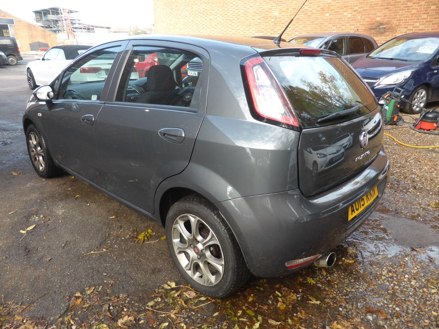 Used Fiat Punto 2015 for sale - 76995684: Photo 7
