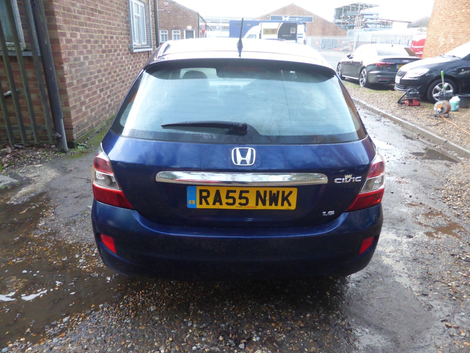 Used Honda Civic 2005 for sale - 77238136: Photo 6