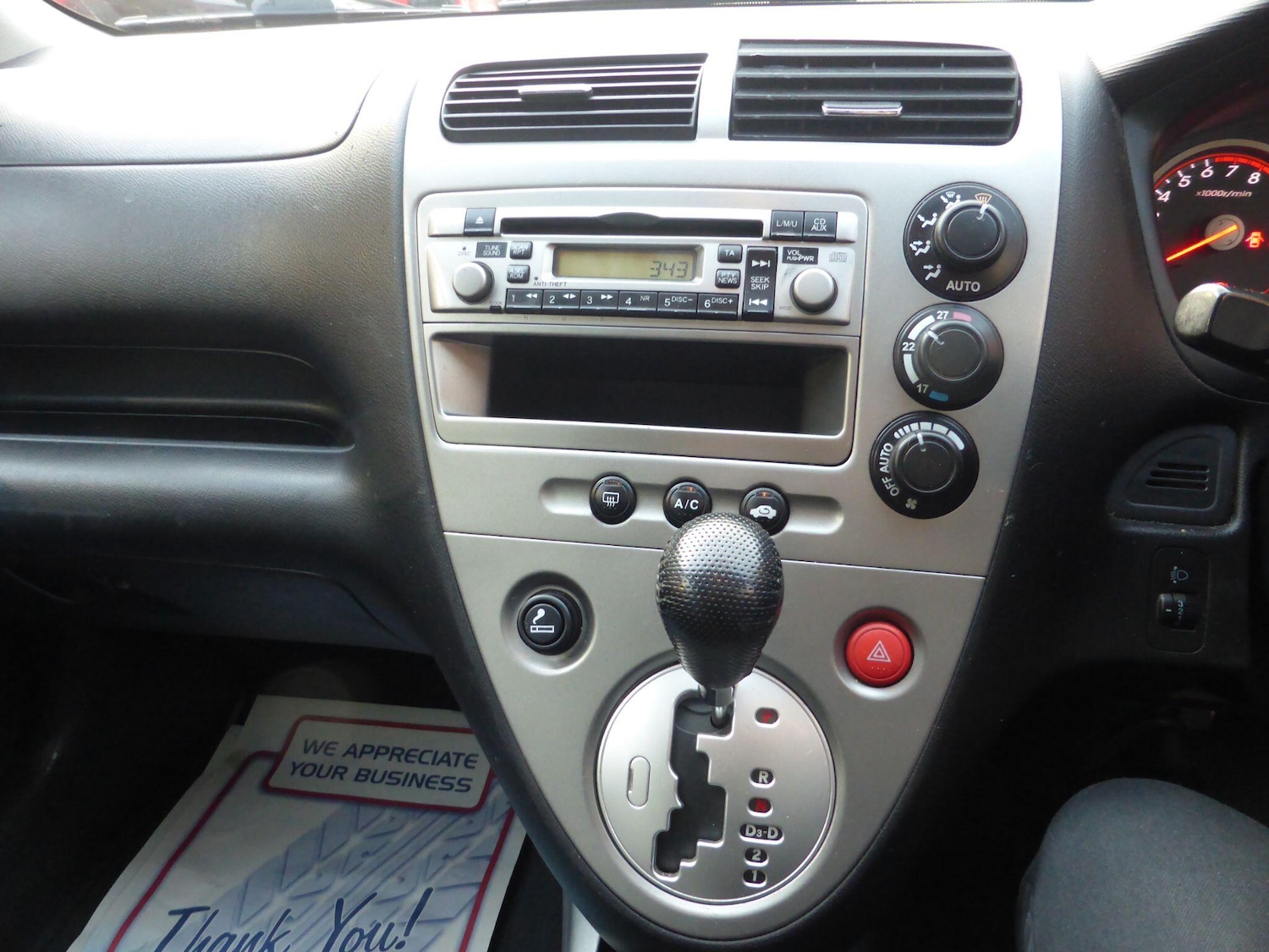 Used Honda Civic 2005 for sale - 77238136: Photo 9